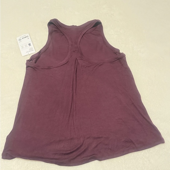 Athleta With Ease Rib Tank - Spiced Cabernet - Size Small - NWT - Picture 6 of 7